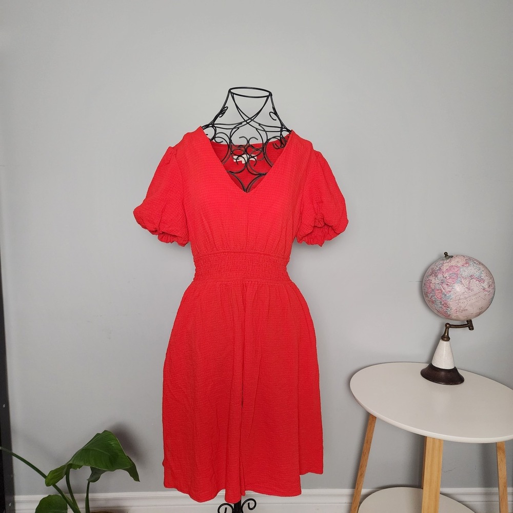 Monteau Los Angeles Red Textured Gauze Puff Sleeve Smocked Waist Dress Medium